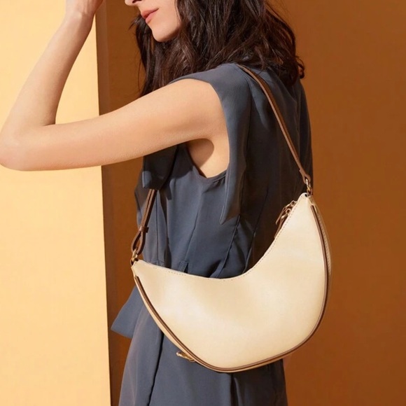 Beige handbag shoulder bag purse with brown contrast lining - faux leather - Picture 2 of 10